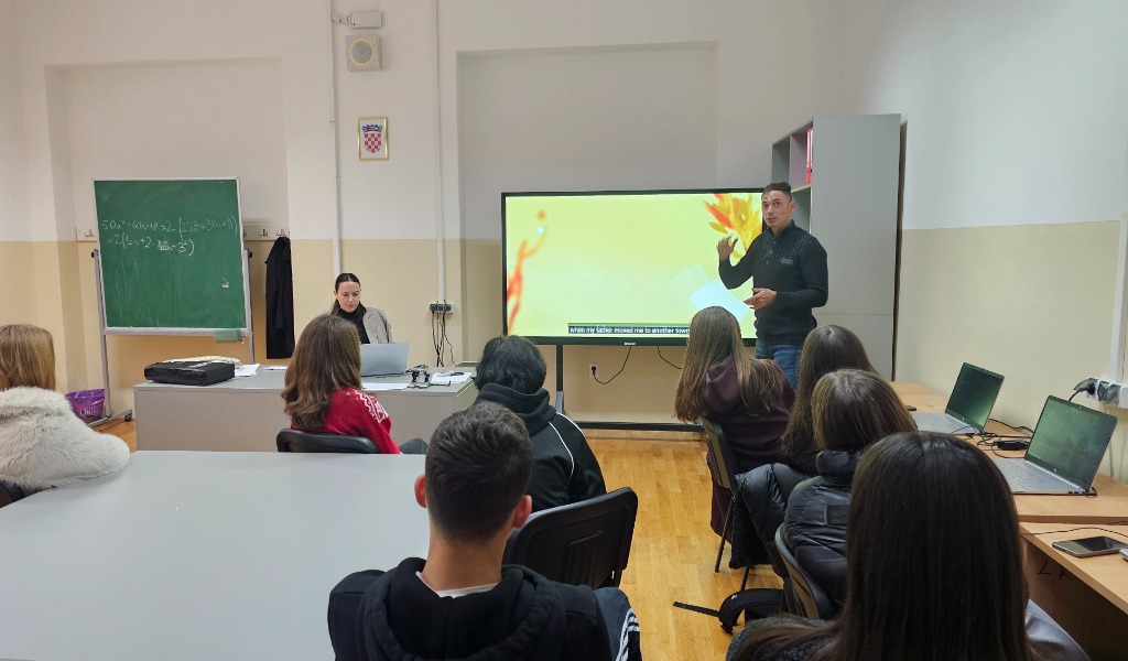 Učenici Ekonomske škole Šibenik sudjelovali u UNESCO aktivnosti o zaštiti djece u sukobima